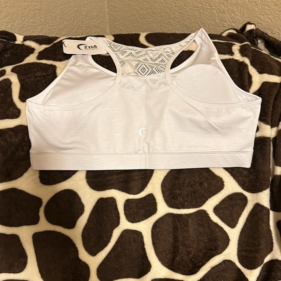 ZYIA ACTIVE White Bomber Bra XXL - Picture 3 of 3